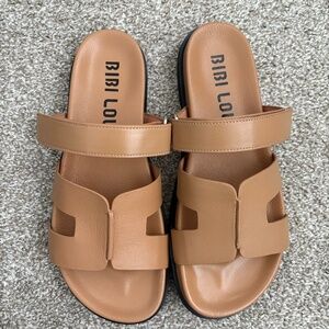 Bibi Lou Mindy Cutout Slide Sandals New size 40